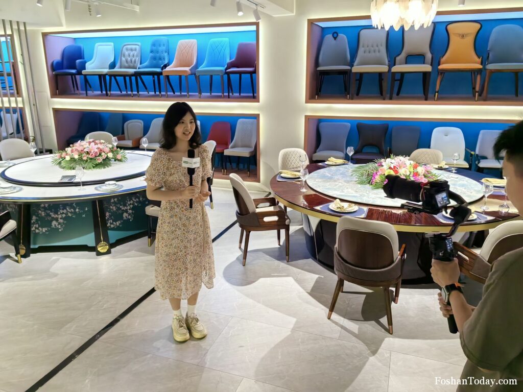 big table supplier in foshan furniture market