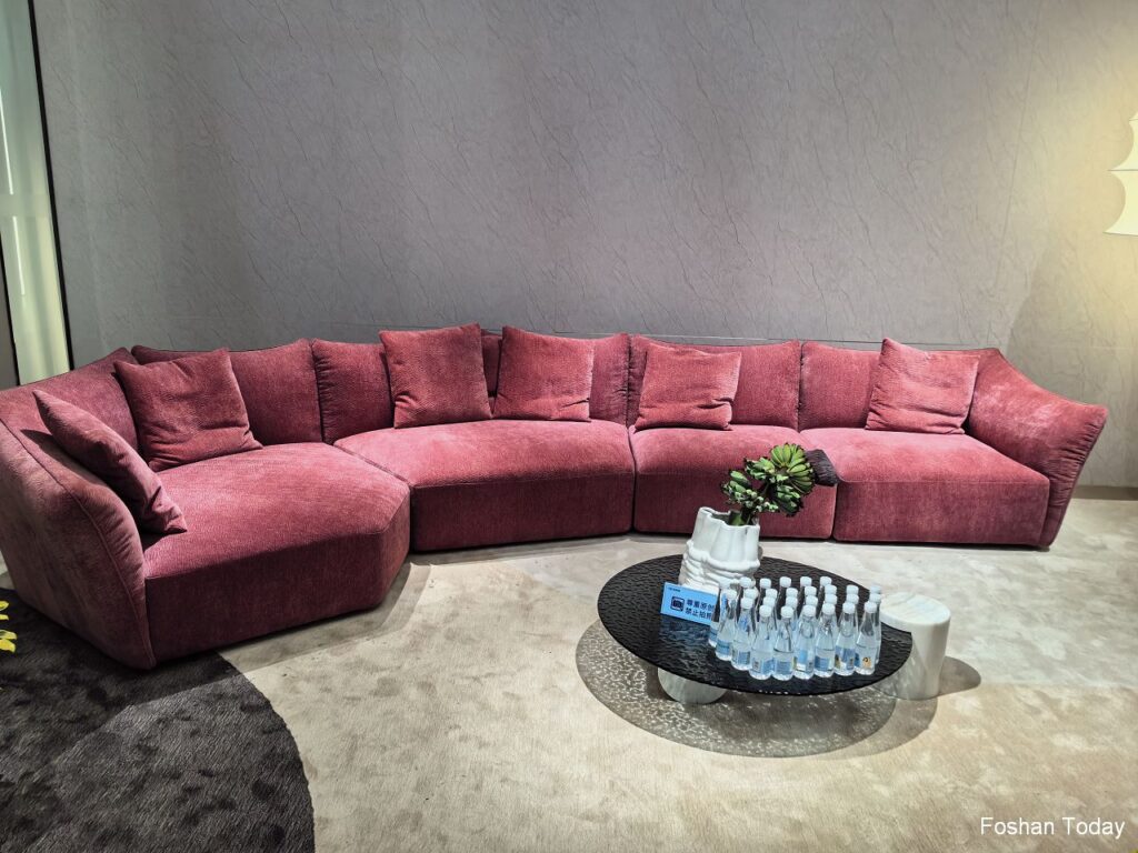 Red fabric petal Sofa at Dongguan Furniture Fair 2024