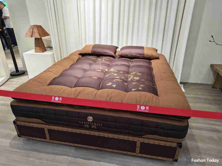 ciff-2026-bedroom-thick-mattress-luxury-02