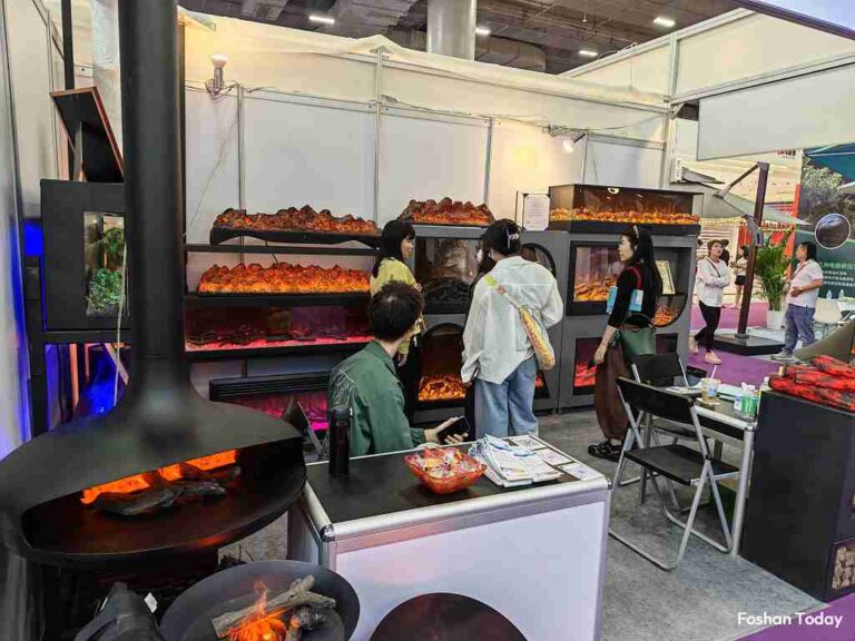 ciff-2026-fireplace-display-booth-electric-02