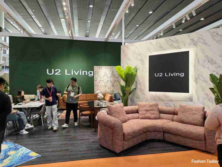 ciff-2026-international-sofa-living-room-display-01