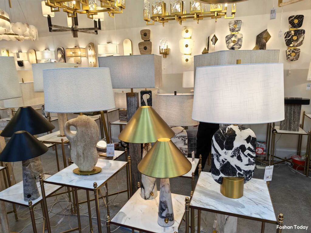 meath-table-lamp-display