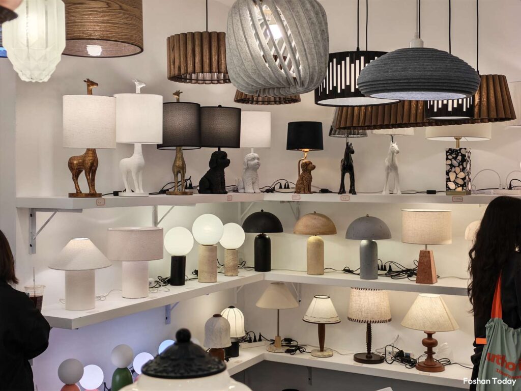 modern-and-handmade-lighting-mix