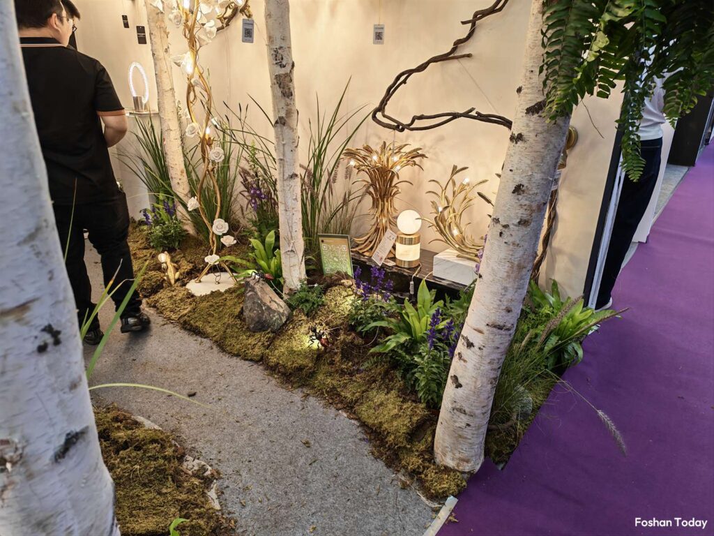 moss-and-lighting-installation