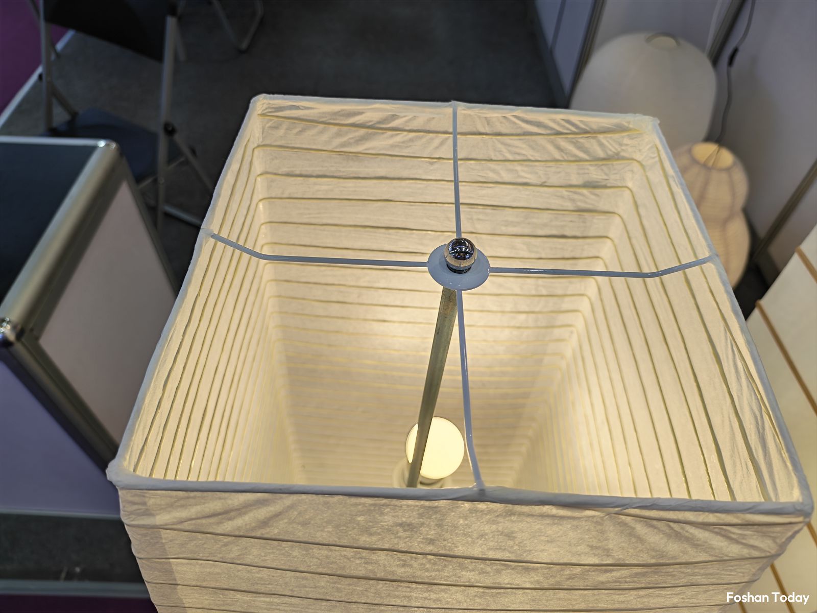 square-paper-lampshade-close-up-detail