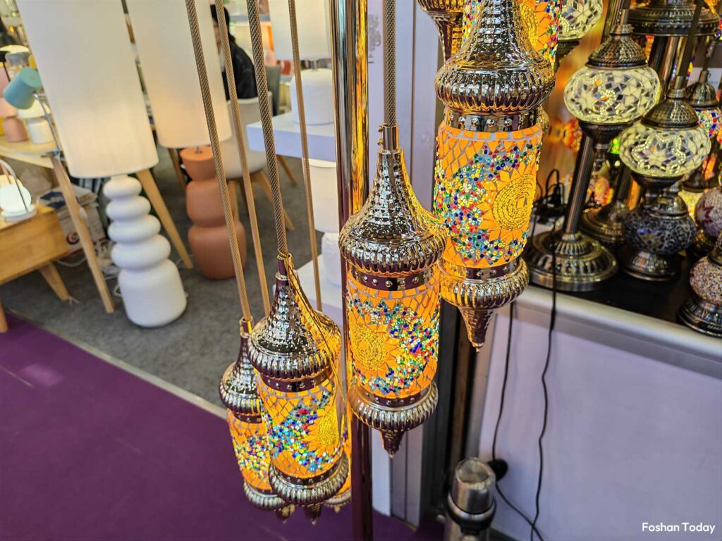 turkish-style-hanging-mosaic-lamps
